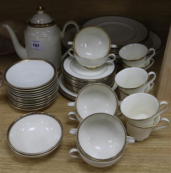 A Minton St. James part tea and dinner service